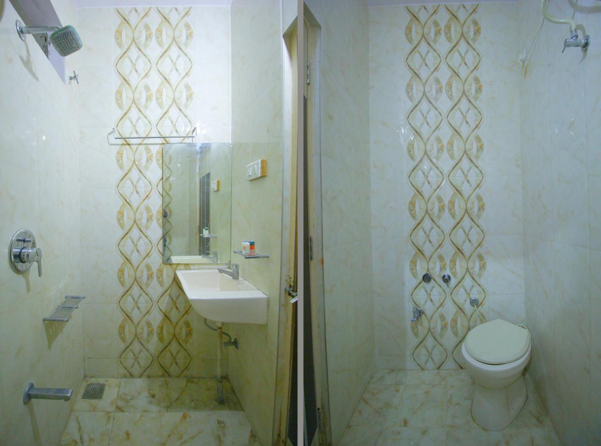 Hotel Upasana Rajkot Exterior photo